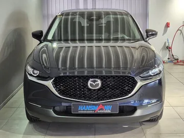 Car image 2