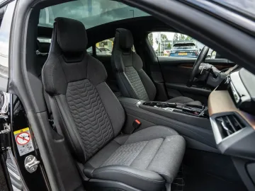 Car image 41