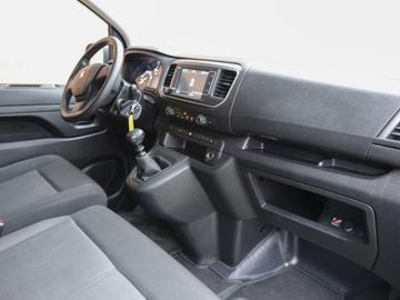 Car image 36