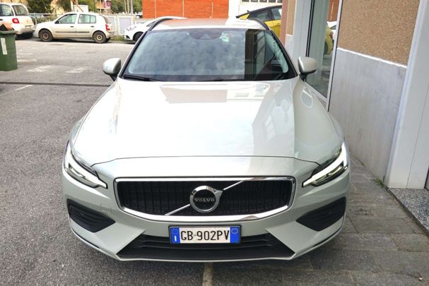 Volvo V60 D3 Momentum 110 kW image number 8