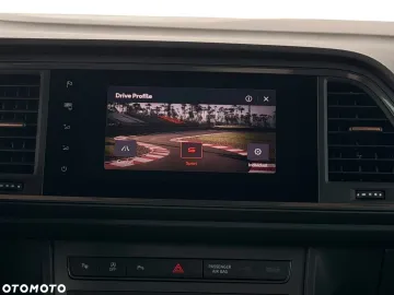 Car image 34