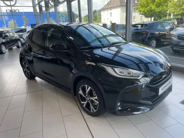 Car image 2