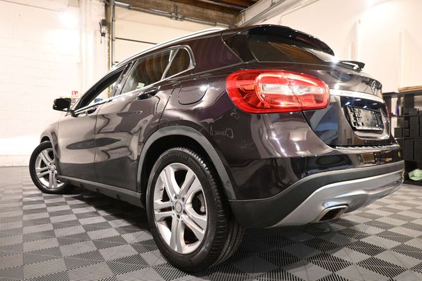 Mercedes-Benz GLA 180 90 kW image number 8