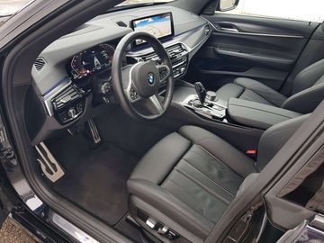 Car image 37