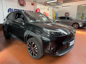 Car image 2