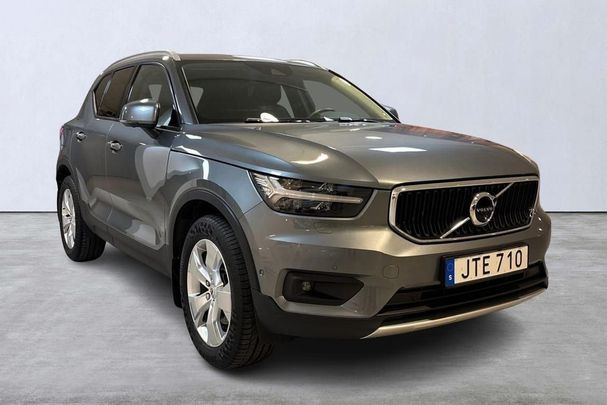 Volvo XC40 D4 AWD Momentum 141 kW image number 6