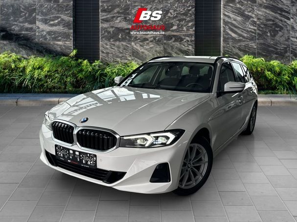 BMW 320i Touring 135 kW image number 1