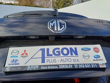 Car image 24