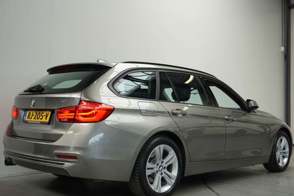 BMW 318i Touring 100 kW image number 20