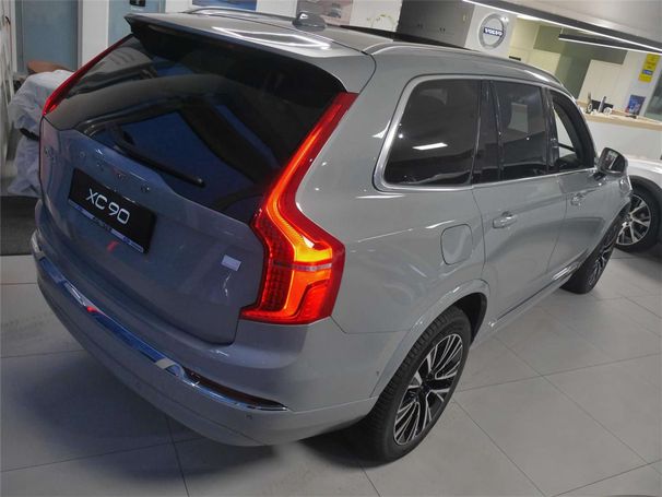 Volvo XC90 T8 AWD Ultimate 335 kW image number 13