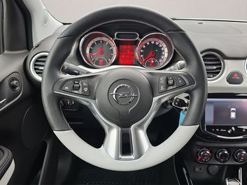 Car image 26