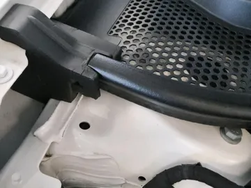 Car image 36