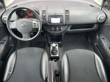 Car image 13