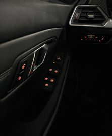 Car image 41