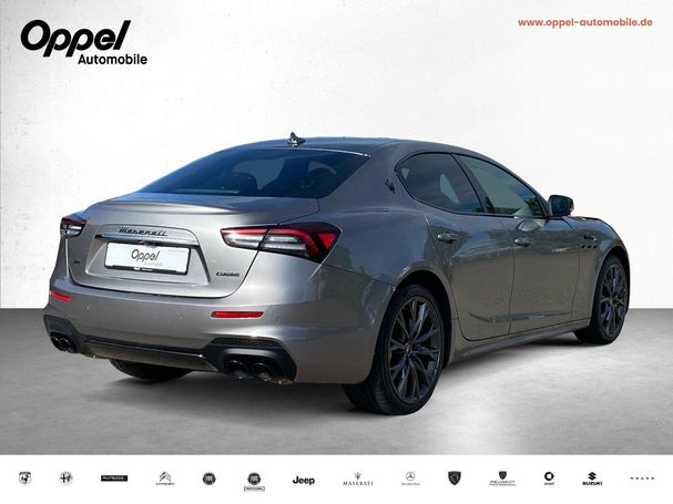 Maserati Ghibli Modena Q4 316 kW image number 3