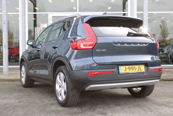 Volvo XC40 1.5 T2 95 kW image number 3