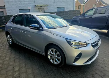 Car image 3