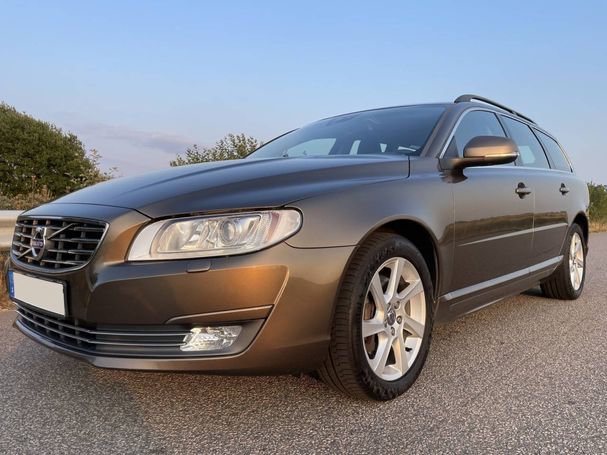 Volvo V70 D4 AWD 133 kW image number 1