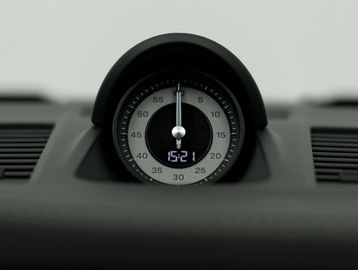 Car image 37