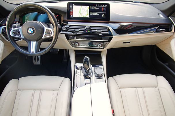 BMW 540d Touring xDrive 250 kW image number 5