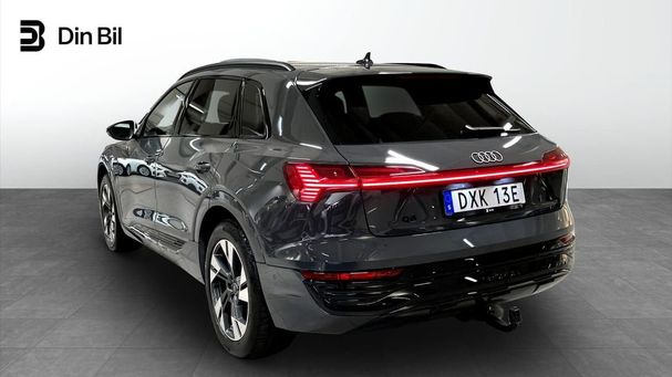 Audi Q8 55 quattro e-tron 304 kW image number 3