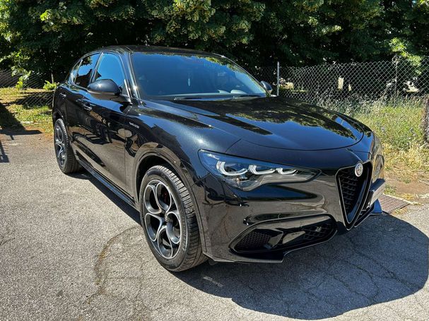 Alfa Romeo Stelvio 2.2 Q4 154 kW image number 3