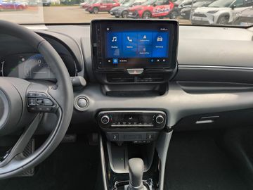 Car image 15