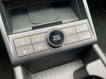 Car image 33