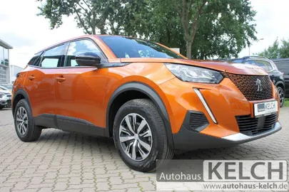 Car image 2