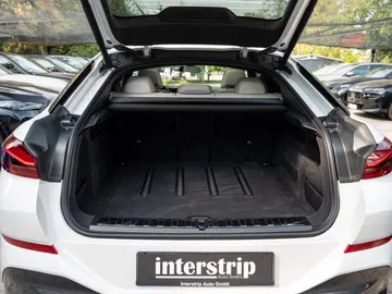 Car image 36