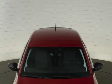 Car image 35