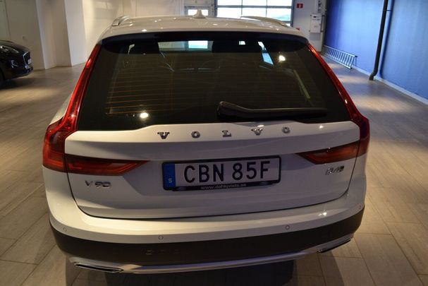 Volvo V90 Cross Country D4 Polestar AWD 149 kW image number 11