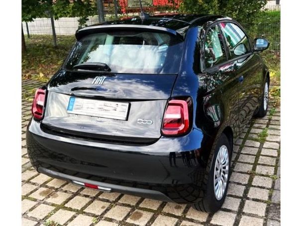 Fiat 500 e Action 70 kW image number 3