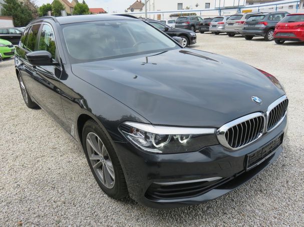 BMW 520d Touring xDrive 140 kW image number 2