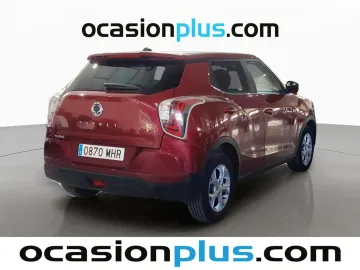 Car image 3