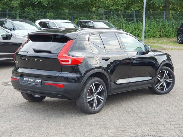 Volvo XC40 R T4 Design 155 kW image number 2