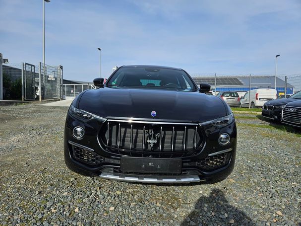 Maserati Levante Q4 GranLusso 202 kW image number 3