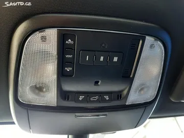 Car image 48