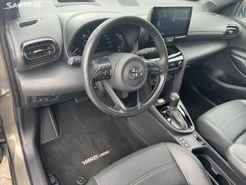 Car image 8