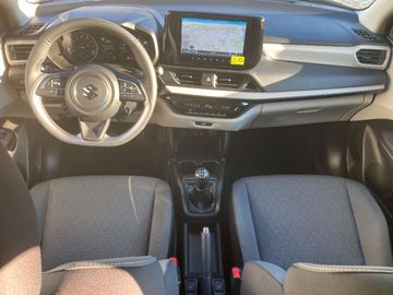 Car image 12