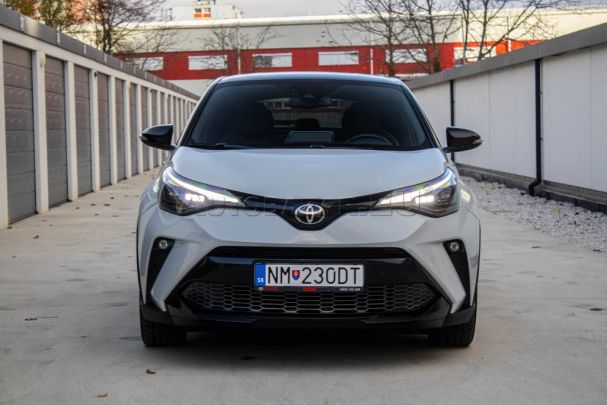 Toyota C-HR Hybrid 90 kW image number 2