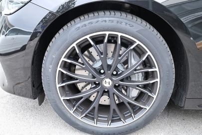 Car image 38