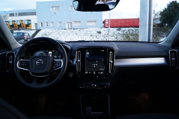 Volvo XC40 Recharge R T4 DKG 155 kW image number 10