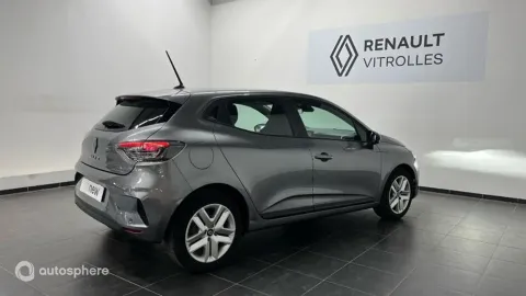 Car image 2