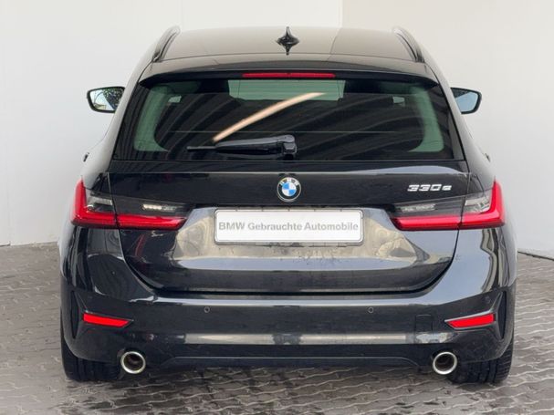 BMW 330e Touring Sport Line 215 kW image number 5