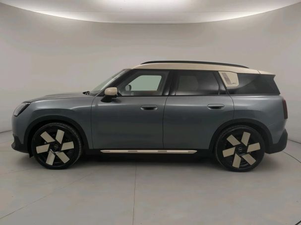 Mini Countryman Electric Countryman SE Favoured ALL4 230 kW image number 6