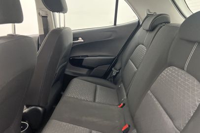 Car image 24