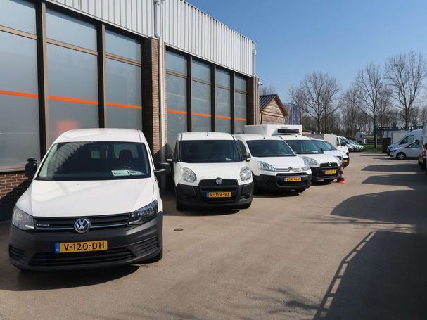 Volkswagen T6 Transporter T6 2.0 TDI Comfortline 82 kW image number 29