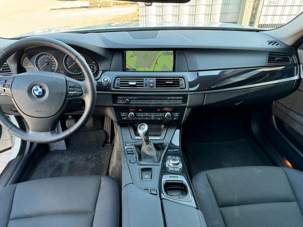 BMW 520i 135 kW image number 13