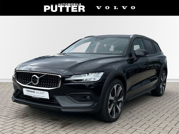 Volvo V60 Cross Country AWD B5 184 kW image number 1